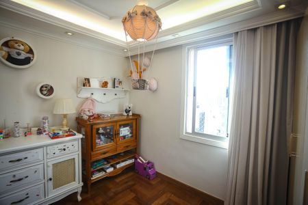 Apartamento à venda com 200m², 4 quartos e 1 vaga Apartamento à venda com 200m², 4 quartos e 1 vagaQuarto 2