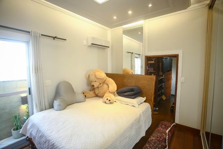 Apartamento à venda com 200m², 4 quartos e 1 vaga Apartamento à venda com 200m², 4 quartos e 1 vagaQuarto 5