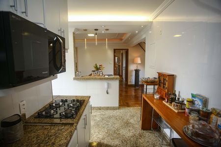 Apartamento à venda com 200m², 4 quartos e 1 vaga Apartamento à venda com 200m², 4 quartos e 1 vagaCozinha