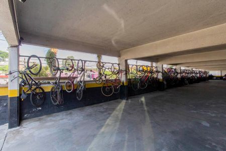 Apartamento à venda com 43m², 2 quartos e sem vaga Apartamento à venda com 43m², 2 quartos e sem vagaÁrea Comum - Bicicletário