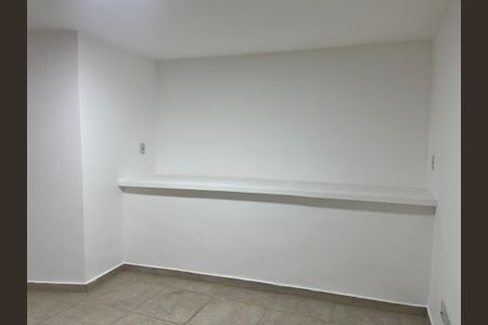 Casa à venda com 240m², 5 quartos e 2 vagas Casa à venda com 240m², 5 quartos e 2 vagasQuarto 5