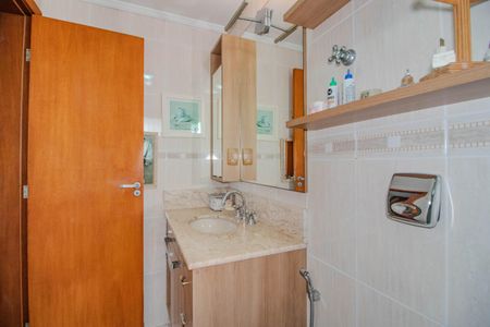 Apartamento à venda com 265m², 3 quartos e 3 vagasBanheiro Social