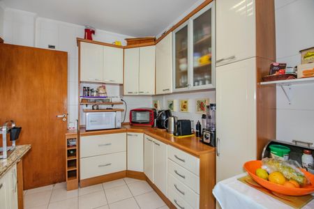 Apartamento à venda com 265m², 3 quartos e 3 vagasCozinha e Área de Serviço