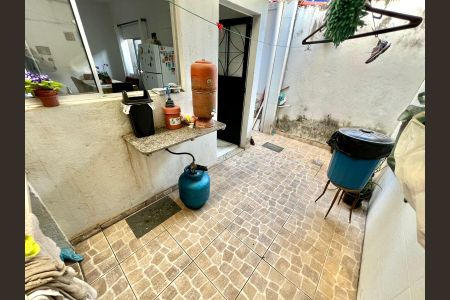 Casa à venda com 120m², 3 quartos e 1 vagaÁrea de Serviço