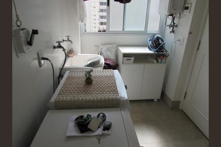 Apartamento à venda com 148m², 4 quartos e 3 vagas