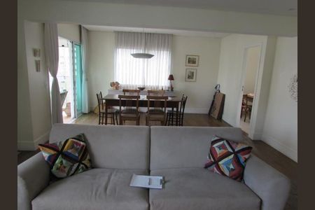 Apartamento à venda com 148m², 4 quartos e 3 vagas