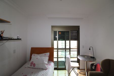 Apartamento à venda com 210m², 4 quartos e 3 vagasQuarto 1