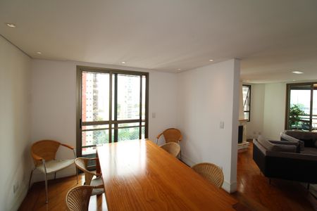 Apartamento à venda com 210m², 4 quartos e 3 vagasSala de Jantar