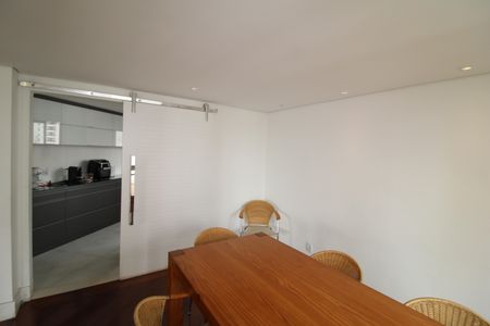 Apartamento à venda com 210m², 4 quartos e 3 vagasSala de Jantar