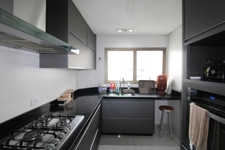 Apartamento à venda com 210m², 4 quartos e 3 vagasCozinha