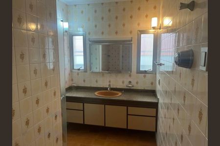 Casa à venda com 200m², 4 quartos e 3 vagas