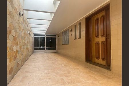 Casa à venda com 200m², 4 quartos e 3 vagas