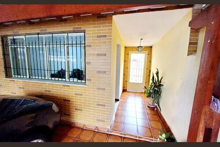 Casa à venda com 500m², 2 quartos e 2 vagasCorredor