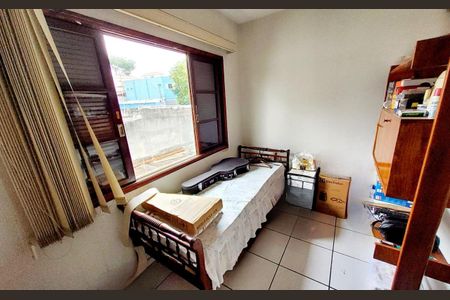 Casa à venda com 500m², 2 quartos e 2 vagasQuarto