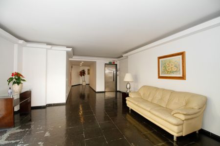 Apartamento para alugar com 41m², 1 quarto e 1 vaga Apartamento para alugar com 41m², 1 quarto e 1 vagaHall Social