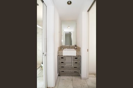 Apartamento para alugar com 41m², 1 quarto e 1 vaga Apartamento para alugar com 41m², 1 quarto e 1 vagaBanheiro da Suíte