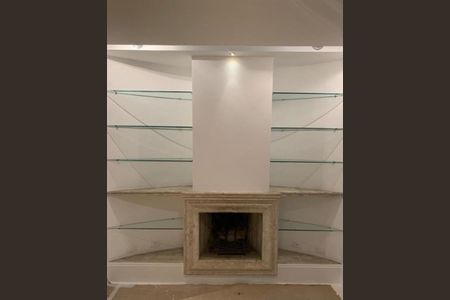 Casa à venda com 300m², 5 quartos e 2 vagas Casa à venda com 300m², 5 quartos e 2 vagasFoto 09