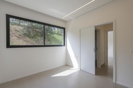 Casa para alugar com 208m², 3 quartos e 2 vagasSuíte 1