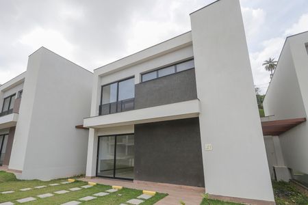 Casa para alugar com 208m², 3 quartos e 2 vagasFachada