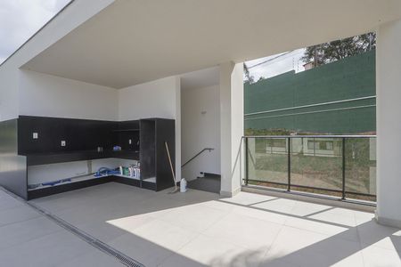 Casa para alugar com 208m², 3 quartos e 2 vagasÁrea comum - Mezanino com Piscina