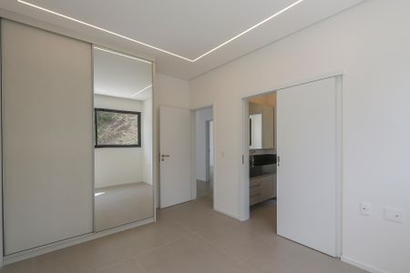 Casa para alugar com 208m², 3 quartos e 2 vagasSuíte 1