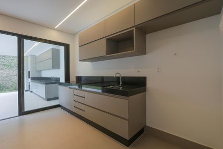 Casa para alugar com 208m², 3 quartos e 2 vagasCozinha