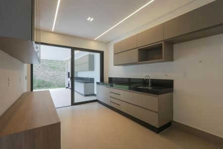 Casa para alugar com 208m², 3 quartos e 2 vagasCozinha