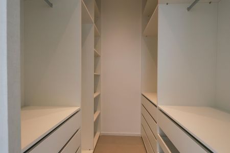Casa para alugar com 208m², 3 quartos e 2 vagasCloset Suíte 2