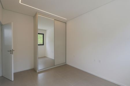 Casa para alugar com 208m², 3 quartos e 2 vagasSuíte 2