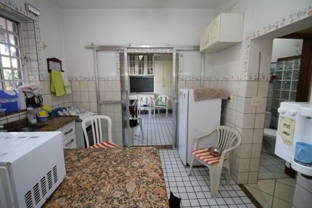 Casa à venda com 357m², 3 quartos e 1 vagaCozinha