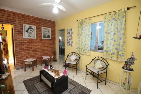 Casa à venda com 119m², 3 quartos e 1 vagaSala