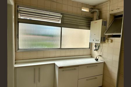 Apartamento à venda com 170m², 3 quartos e 2 vagasFoto 03