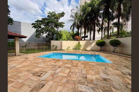 Apartamento à venda com 93m², 3 quartos e 2 vagas Apartamento à venda com 93m², 3 quartos e 2 vagasÁrea comum - Piscina