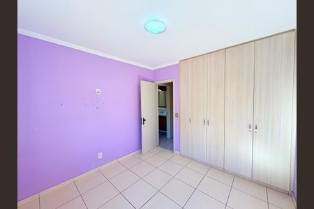 Apartamento à venda com 93m², 3 quartos e 2 vagasQuarto 2