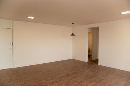 Sala de apartamento à venda com 2 quartos, 112m² em Campo Belo, São Paulo