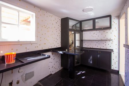 Casa de condomínio à venda com 120m², 3 quartos e 2 vagasCozinha