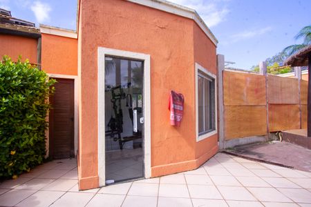 Casa de condomínio à venda com 120m², 3 quartos e 2 vagasÁrea comum - Academia