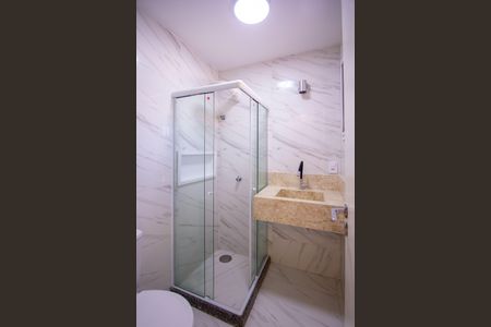 Casa de condomínio à venda com 120m², 3 quartos e 2 vagasBanheiro da Suíte 2