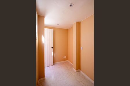 Casa de condomínio à venda com 120m², 3 quartos e 2 vagasQuarto de Serviço