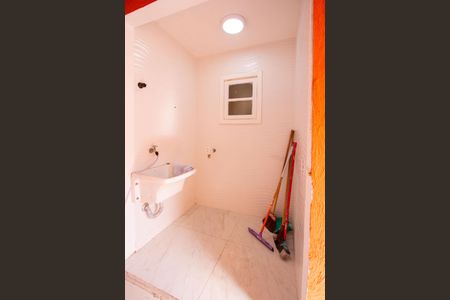 Casa de condomínio à venda com 120m², 3 quartos e 2 vagasÁrea de Serviço