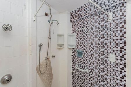 Apartamento para alugar com 85m², 2 quartos e sem vagaBanheiro