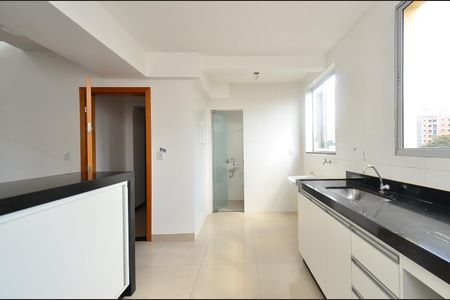 Apartamento à venda com 186m², 3 quartos e 2 vagasCozinha
