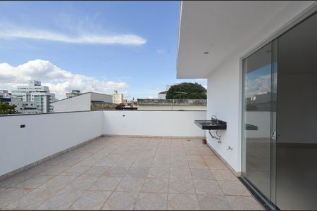 Apartamento à venda com 186m², 3 quartos e 2 vagasCobertura