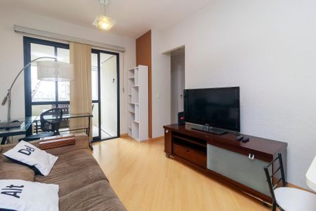 Sala de apartamento para alugar com 2 quartos, 52m² em Cidade Monções, São Paulo