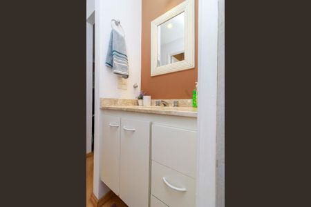 Apartamento à venda com 52m², 2 quartos e 1 vaga Apartamento à venda com 52m², 2 quartos e 1 vagaBanheiro social
