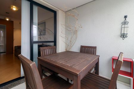 Sala - Varanda de apartamento para alugar com 2 quartos, 52m² em Cidade Monções, São Paulo
