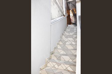 Casa para alugar com 150m², 1 quarto e sem vaga Escada Entrada/Saída