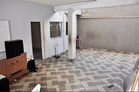 Casa para alugar com 150m², 1 quarto e sem vaga Quintal
