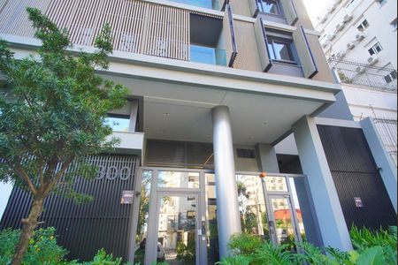 Apartamento à venda com 74m², 2 quartos e 1 vagaFachada e Portaria