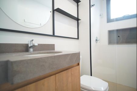 Apartamento à venda com 74m², 2 quartos e 1 vagaBanheiro Corredor